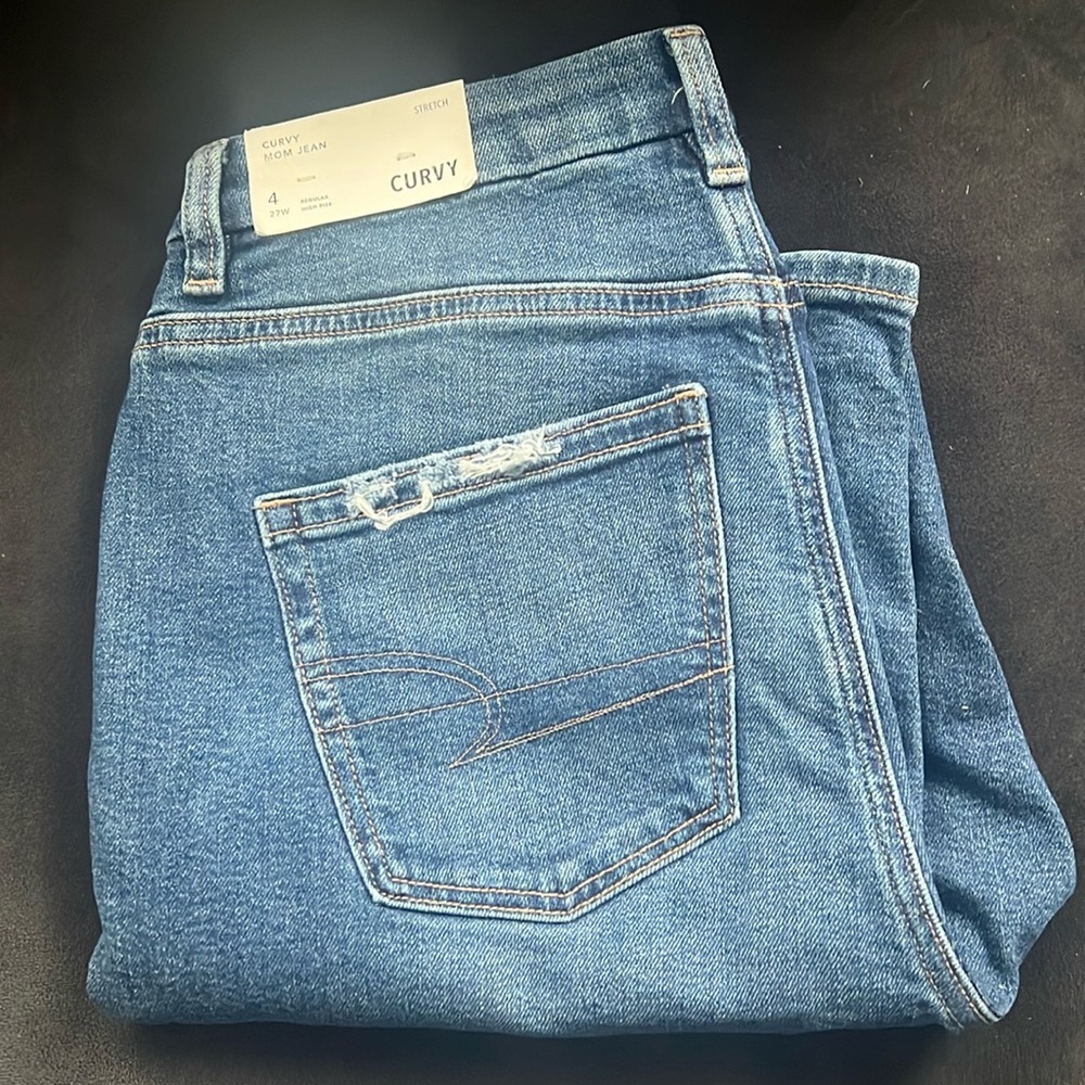 American eagle mom jeans